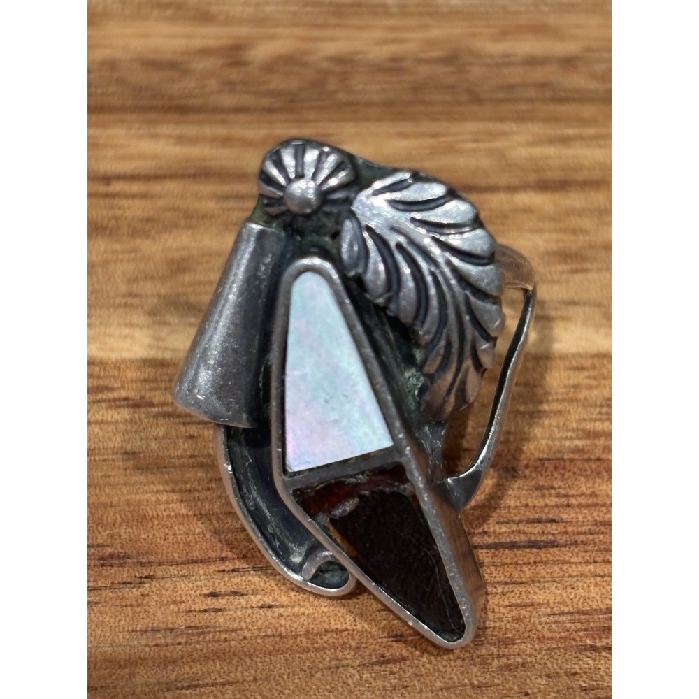 Vintage Native American Mother Pearl Ring Sterling Silver Size 6.25 Handmade